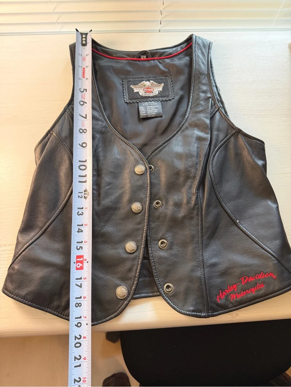 Harley-Davidson Black Leather Vest with Red Embroidery - Picture 7 of 8